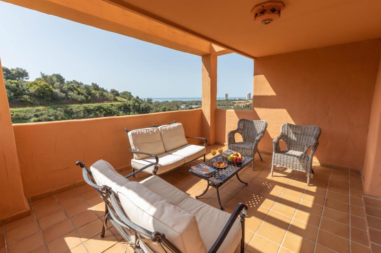 1 Marbella Beach Golf Apartment Екстериор снимка